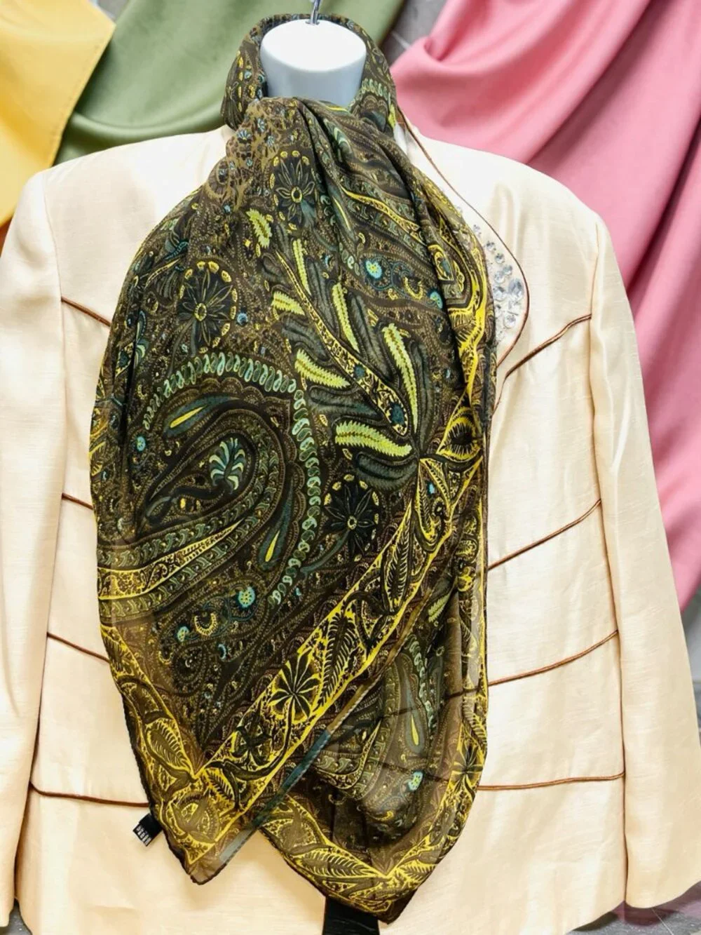 Vintage ETRO 100% Silk Chiffon Lg 44